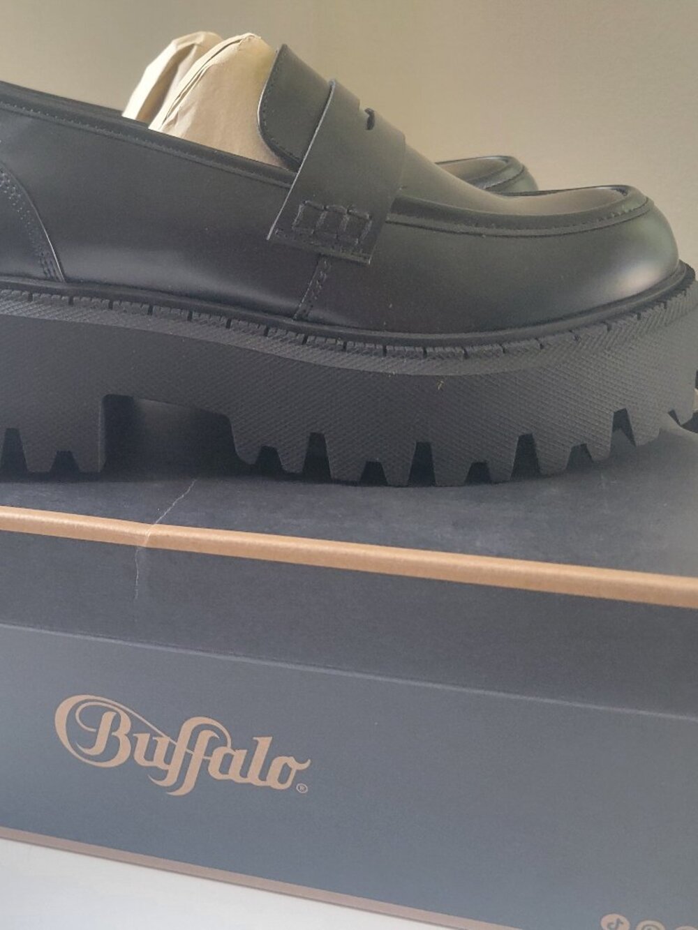 Buffalo Boots Aspen Loafer